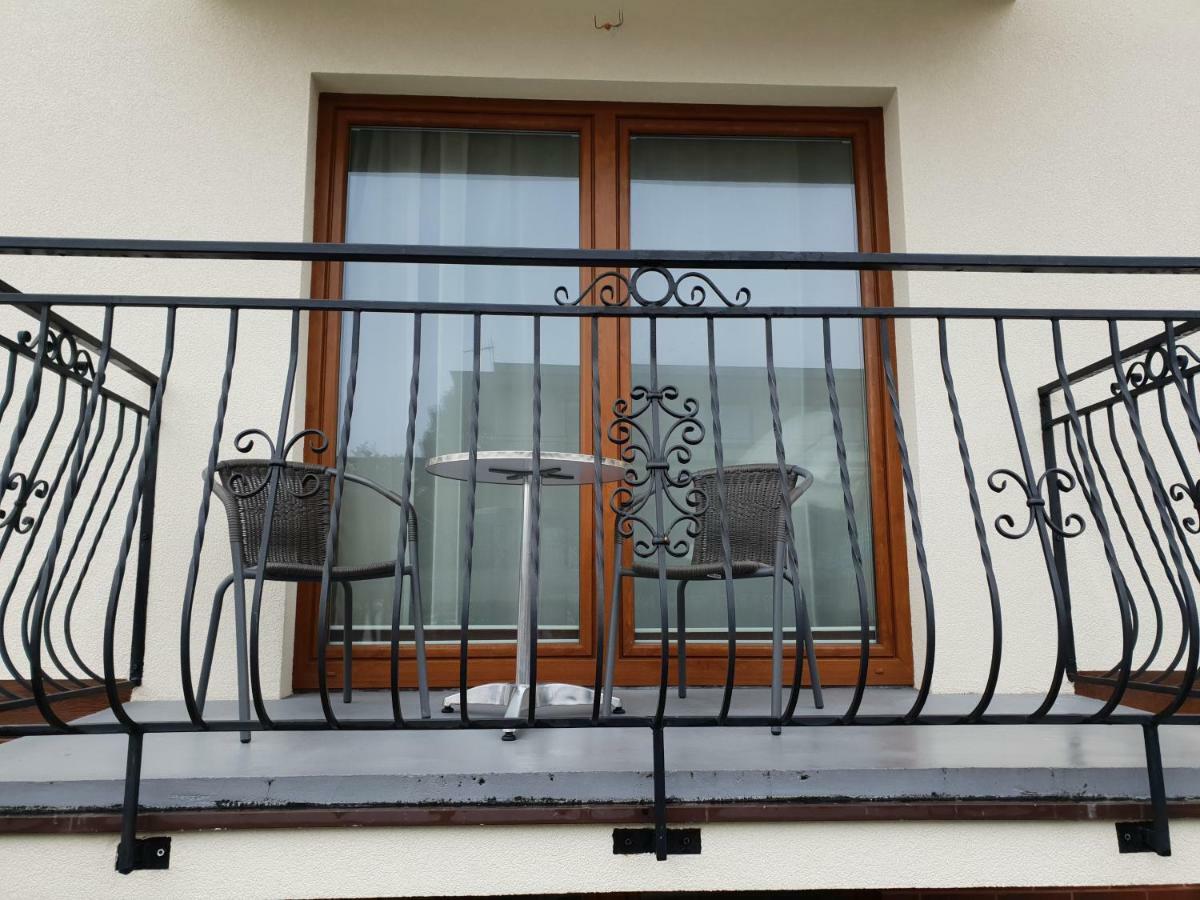 Ferienwohnung Dom Jastrzebia Z Basenem I Jacuzzi Jastrzębia Góra Exterior foto