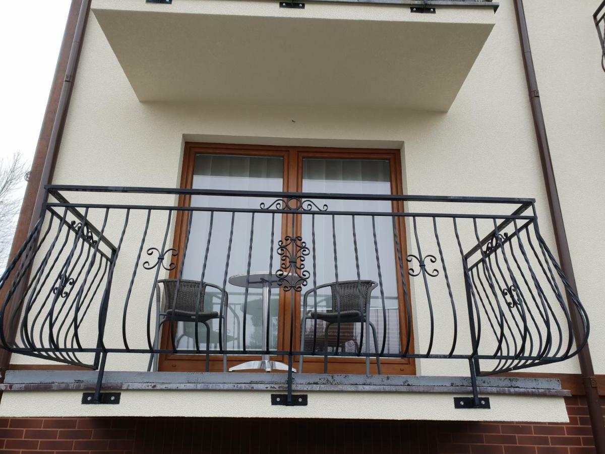 Ferienwohnung Dom Jastrzebia Z Basenem I Jacuzzi Jastrzębia Góra Exterior foto